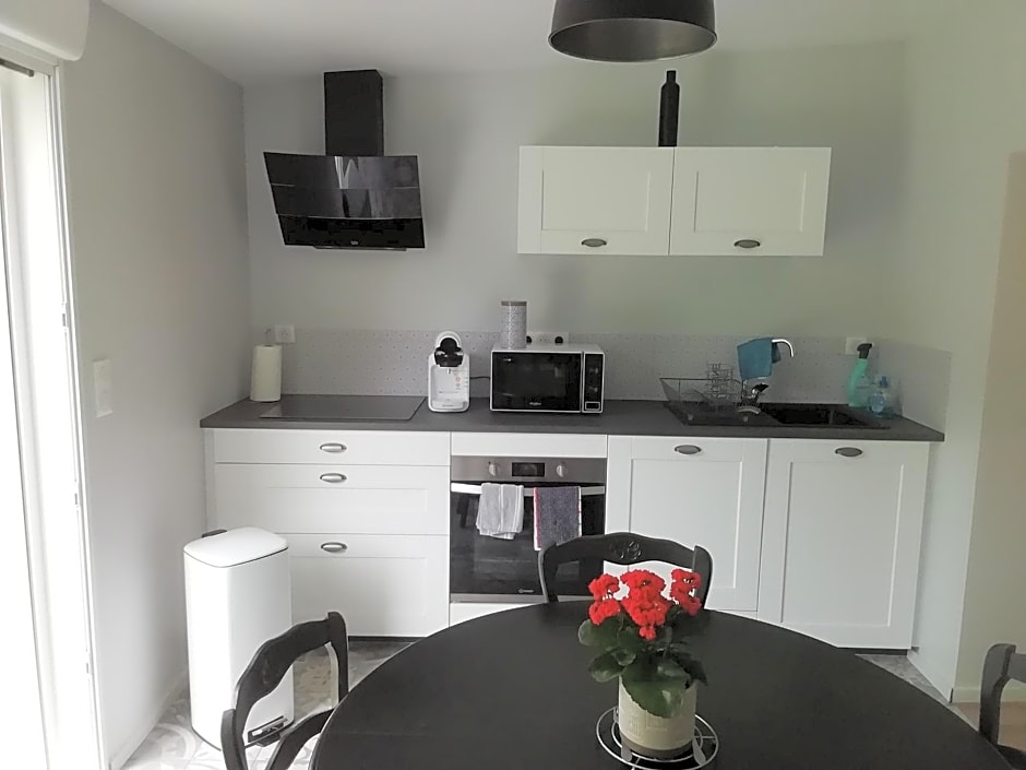 Chambres d'hôtes cosy avec salle de bain privative - Wifi - cuisine partagée - Parking gratuit