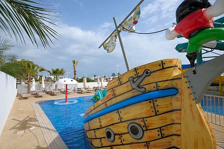 Sunrise Oasis Hotel & Waterpark