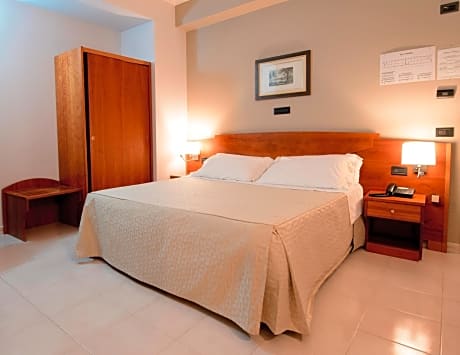 Double Room Single Use