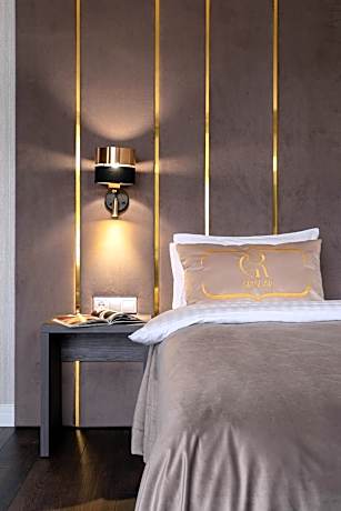 Greguar Hotel by UHM