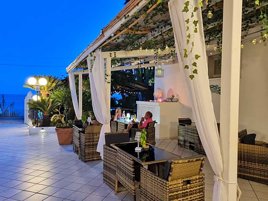 Villa Bina Sea Hotel