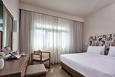 Prestige Family Room