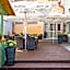 Meriton Old Town Garden Hotel