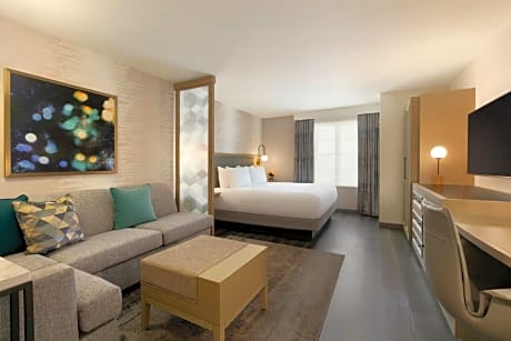 King Room with Sofa Bed