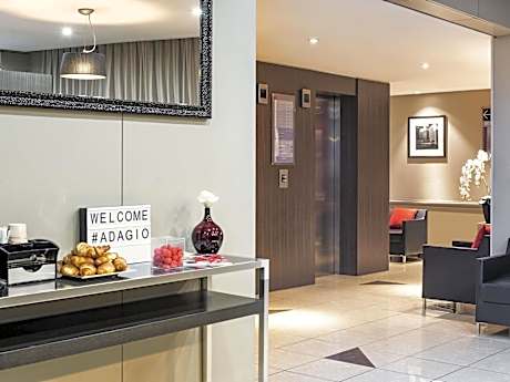 Adagio La Defense Esplanade Aparthotel