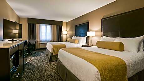 Queen Room with Two Queen Beds - Non-Smoking