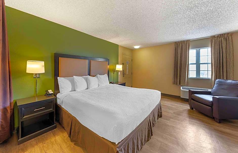 Extended Stay America Suites - Bakersfield - California Avenue