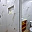 Airport Suites Hotel