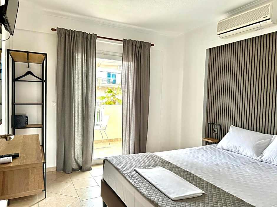 Photo 1 of 11 of Deluxe Apartment