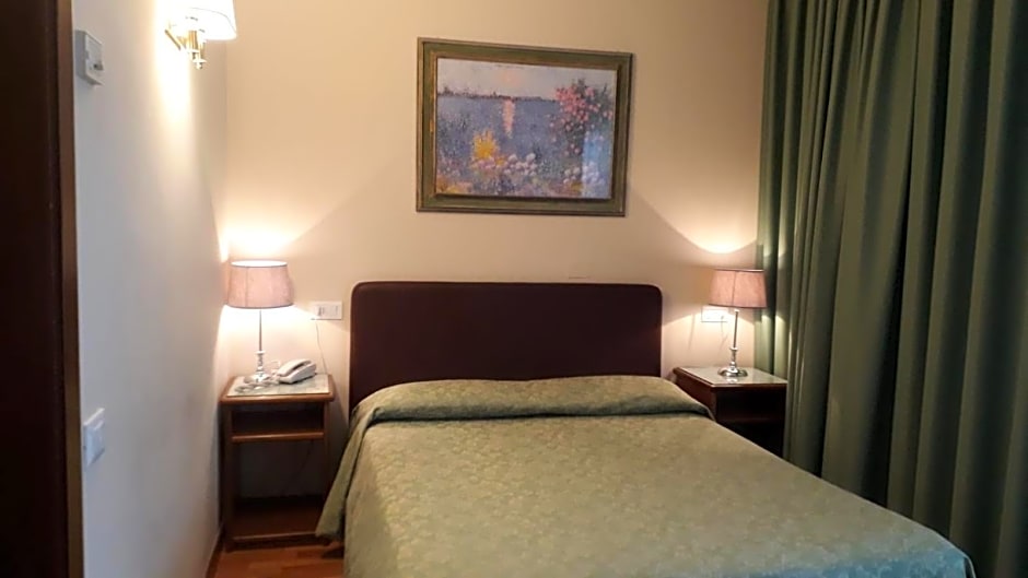 Hotel Lago Verde