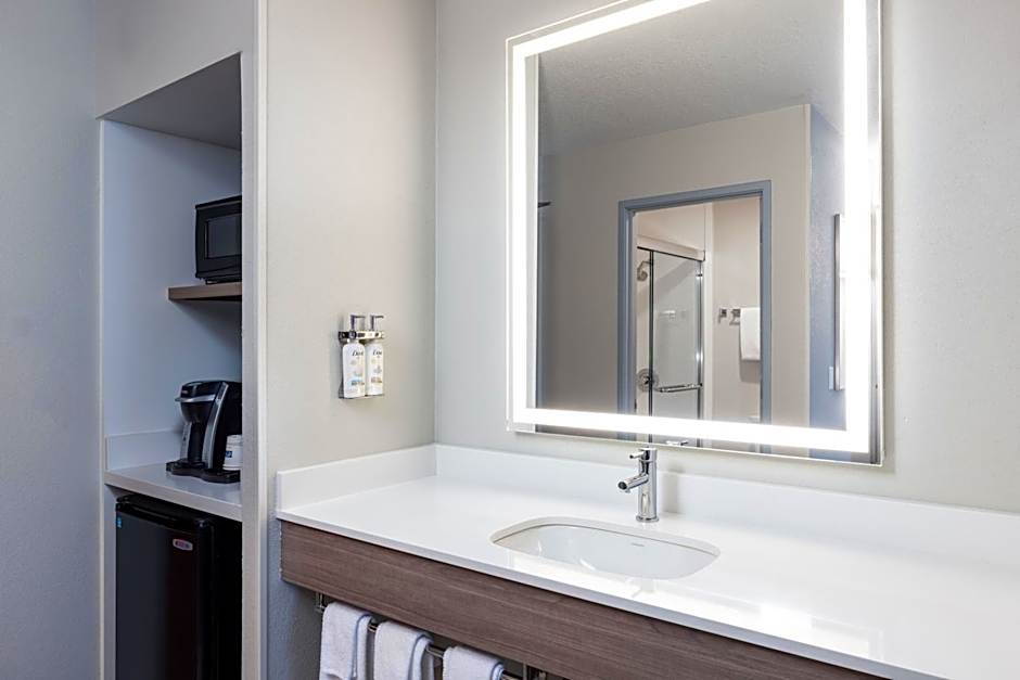 Holiday Inn Express Portland South - Lake Oswego By IHG