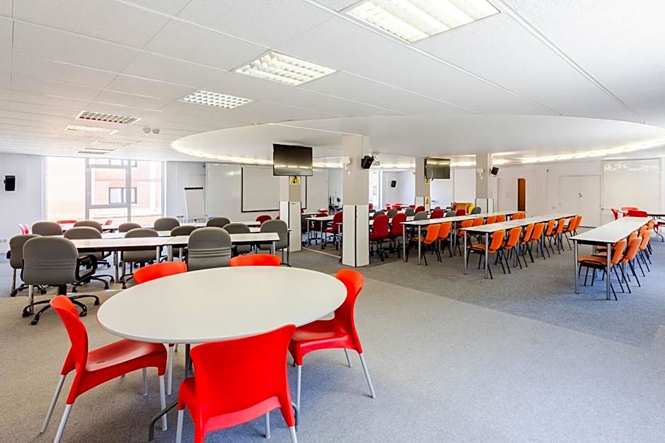 Montserrat Hotel & Training Center