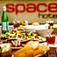 Space Hotel