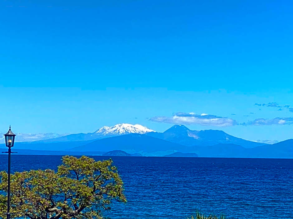 Lakeside Taupo Motel