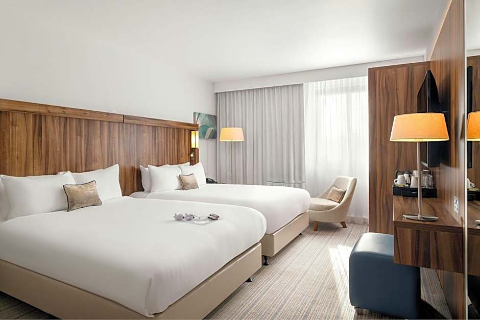 Photo 1 of 9 of Family 2 Double Beds