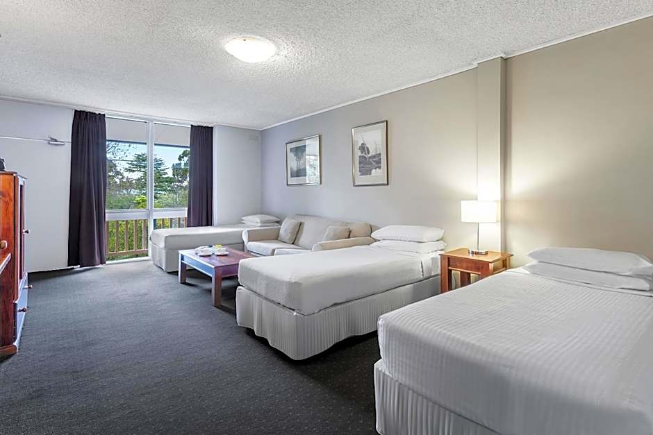 Dorset Gardens Hotel