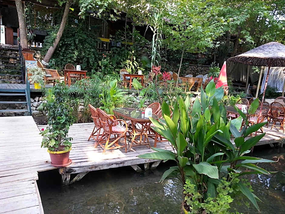 Arikanda River Garden Hotel