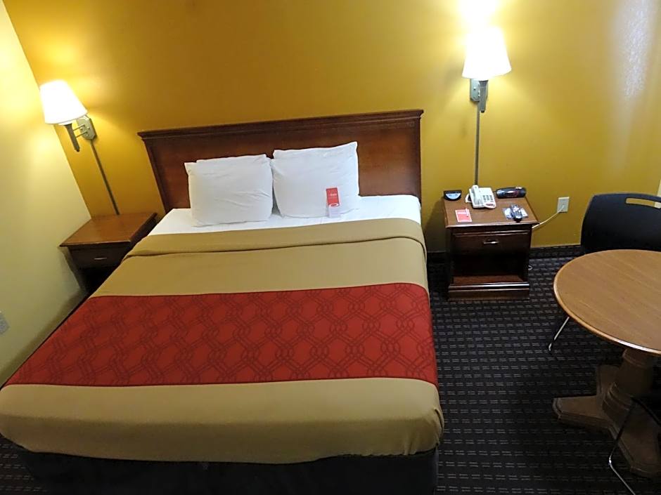 Econo Lodge Fredericksburg near I-95