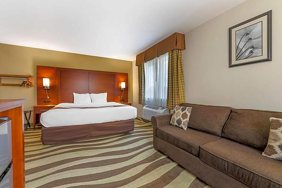 Quality Inn & Suites Stoughton - Madison South