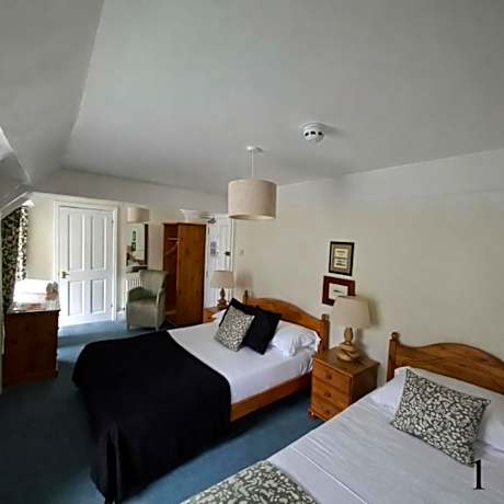 Standard Twin Room