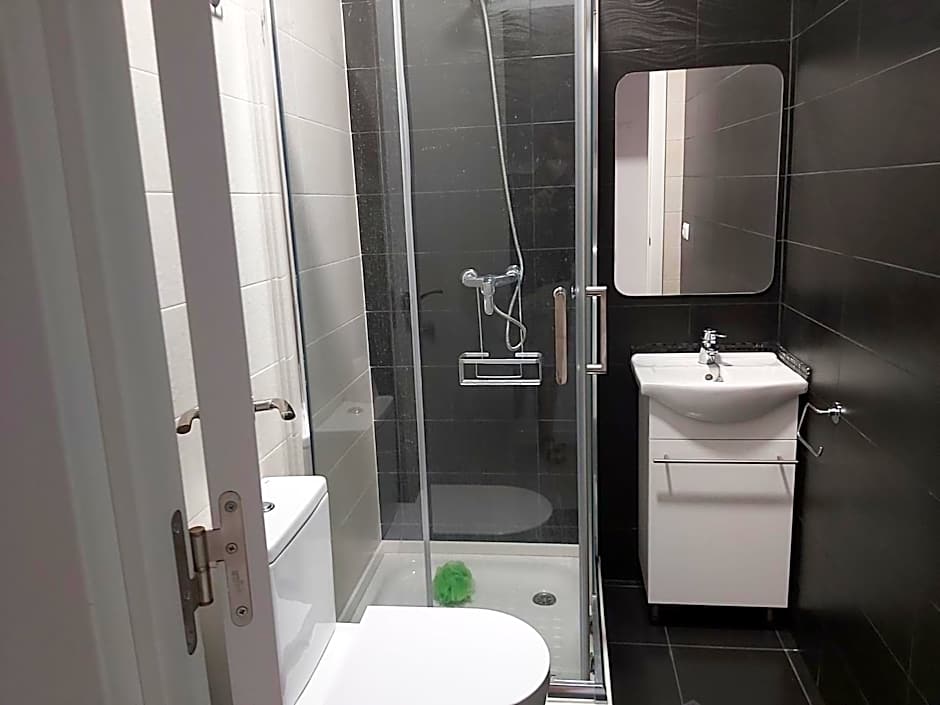 Apartamentos Rous - Solo adultos