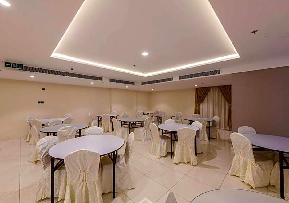 Manazel Al Zaireen Hotel