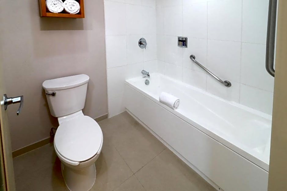 Staybridge Suites Guadalajara Expo By IHG