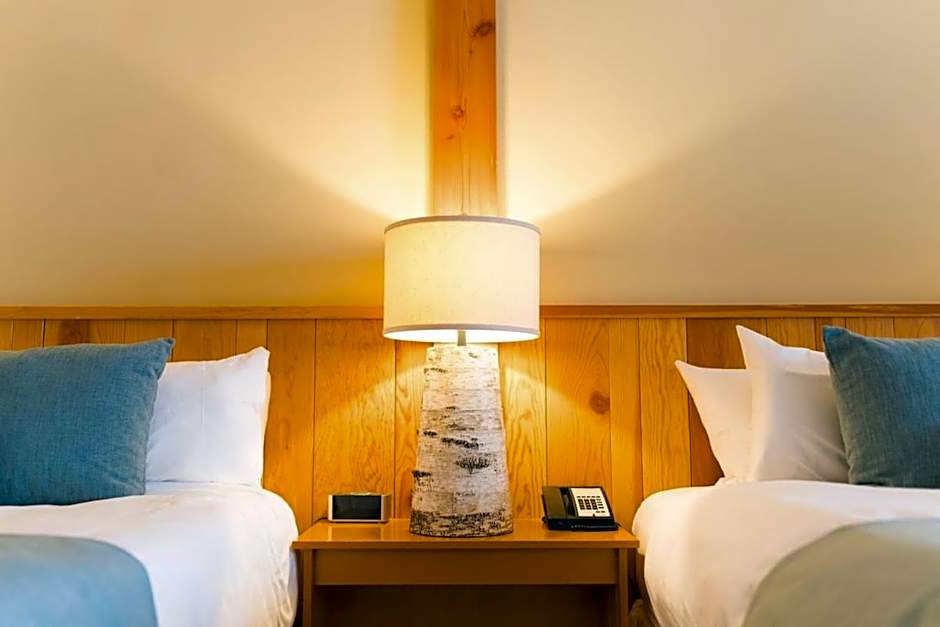Tyax Lodge & Heliskiing