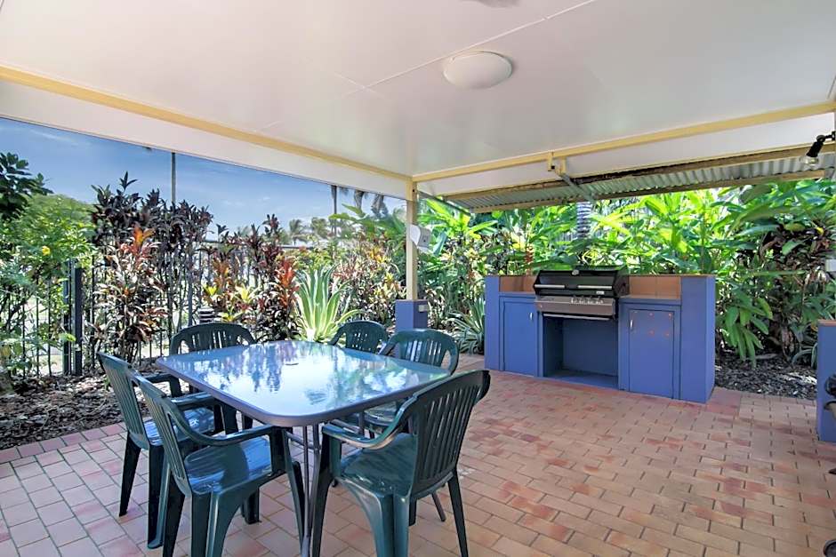 North Cove Waterfront Suites