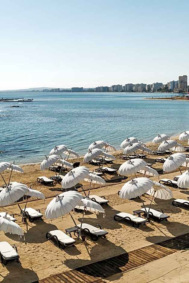 Arkin Palm Beach Hotel