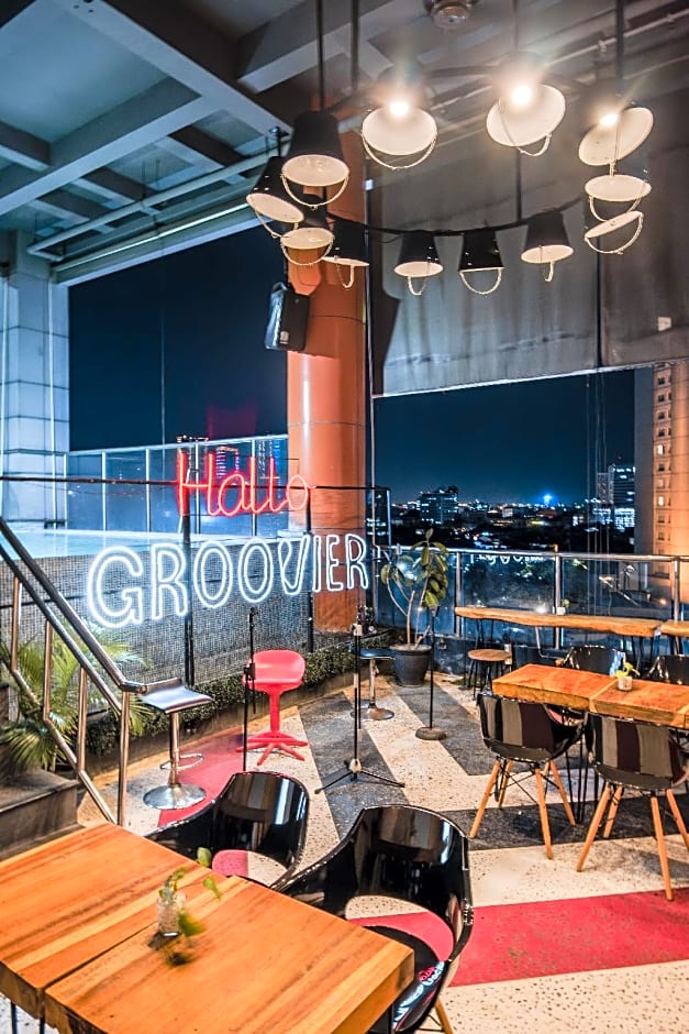 G Suites Hotel By AMITHYA