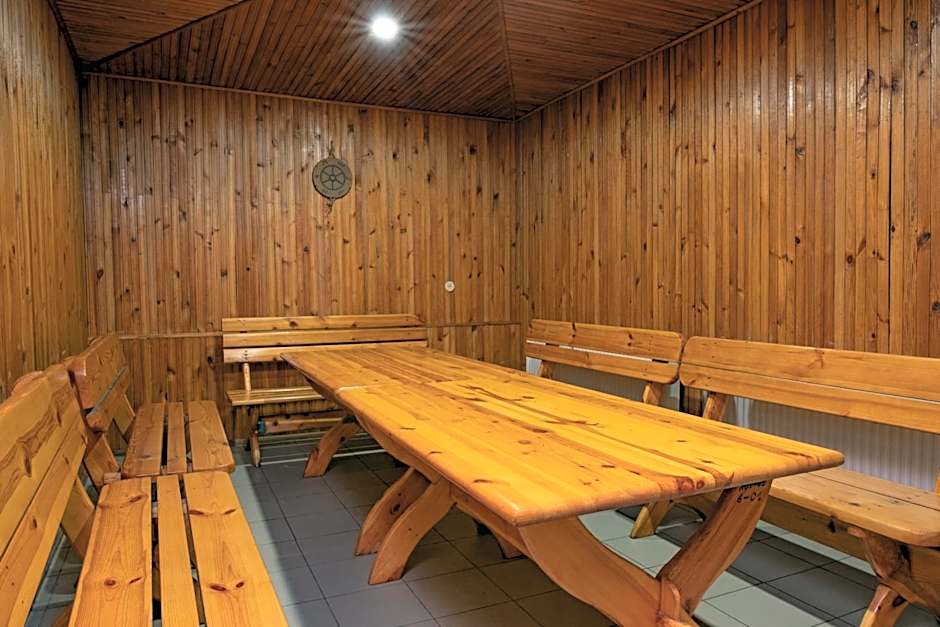 KAUNO JACHTKLUBAS Baltosios Burės