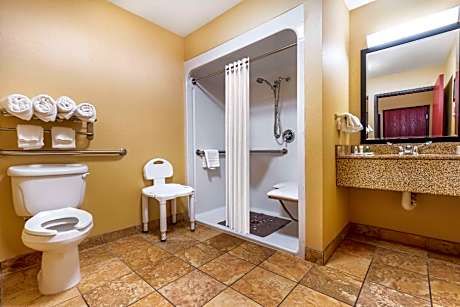 King Suite - Disability Access/Non-Smoking