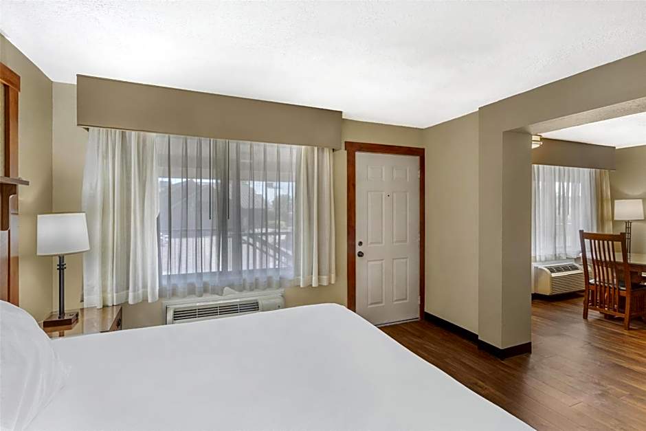 Best Western Plus High Country Inn