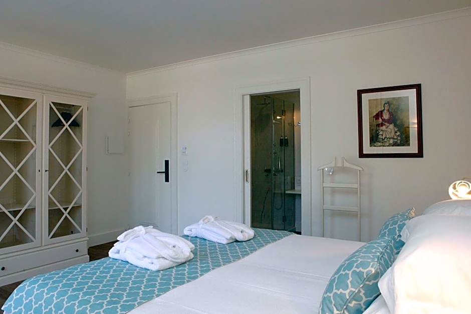 Hotel Casa Palmela  Small Luxury Hotels (Hotel & Villas)