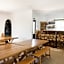 Good Feeling Hostel & Guest House