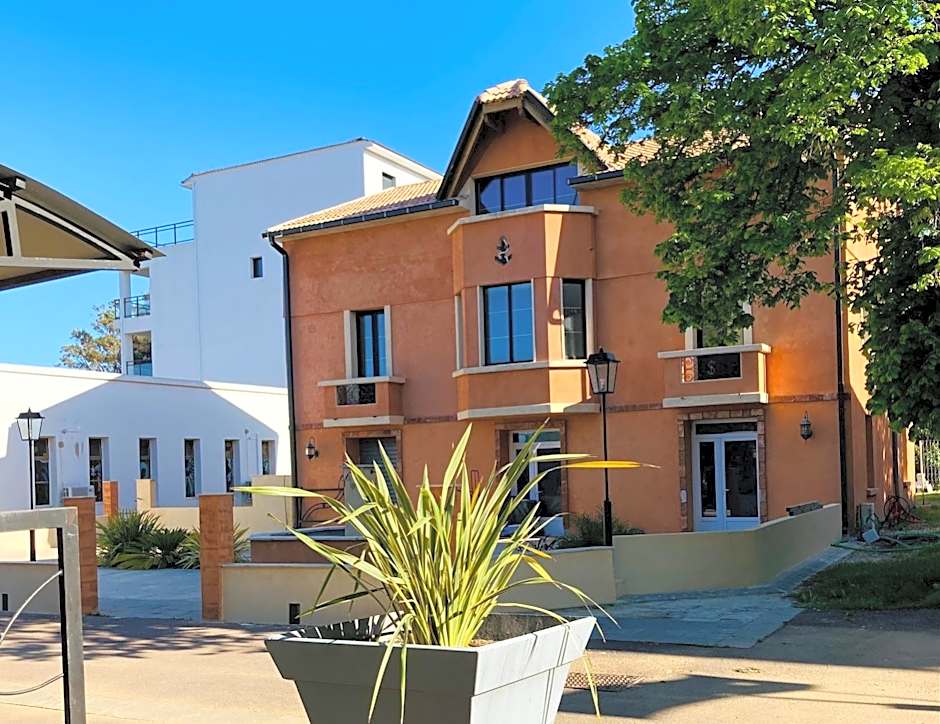 Hôtel La Demeure Coloniale