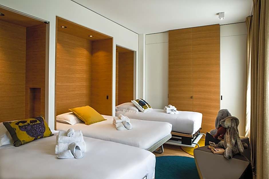 Hotel Marignan Champs-Elysees