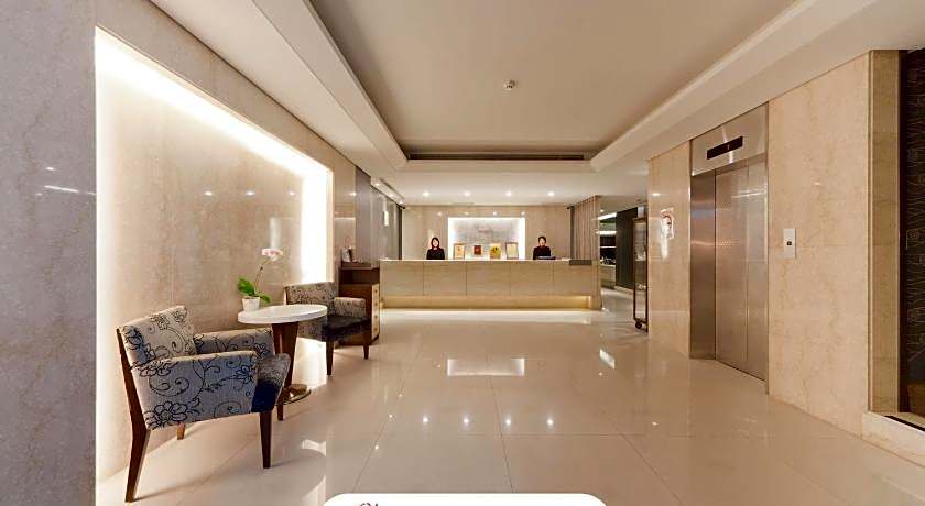 Harbor View Hotel