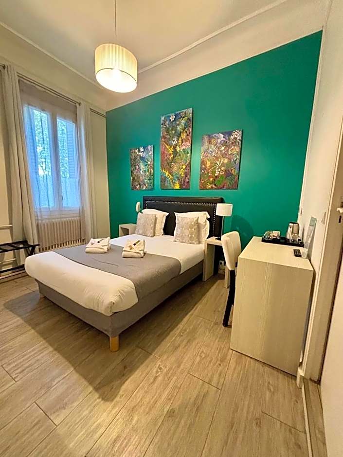 Regina Boutique Hotel