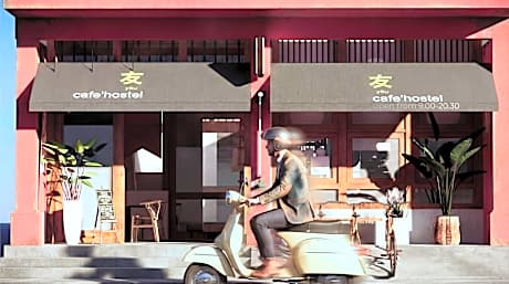 Yu Cafe Hostel