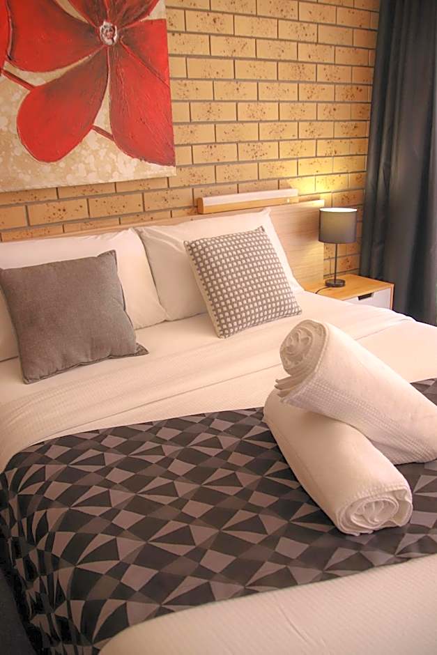 Squatters Homestead Motel