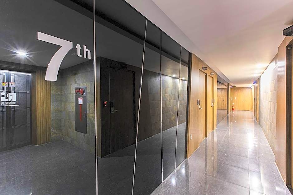 Richi Hotel
