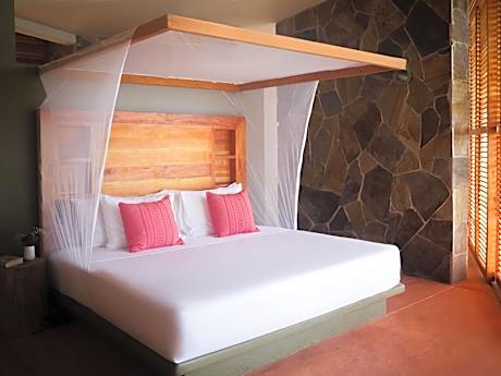 Deluxe Bungalow with Sea View