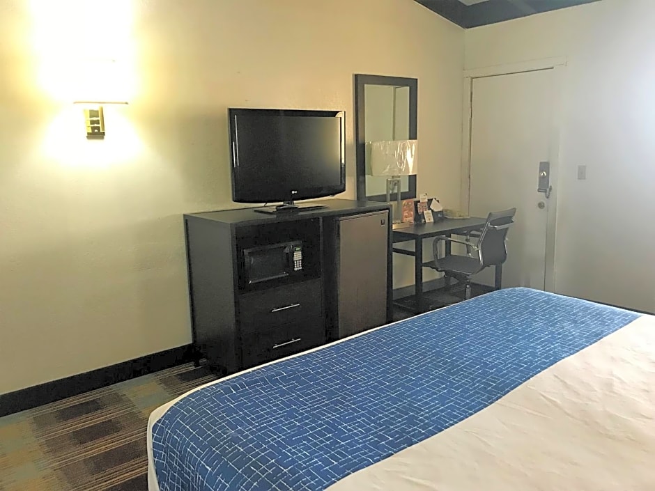 Travelodge by Wyndham New Braunfels