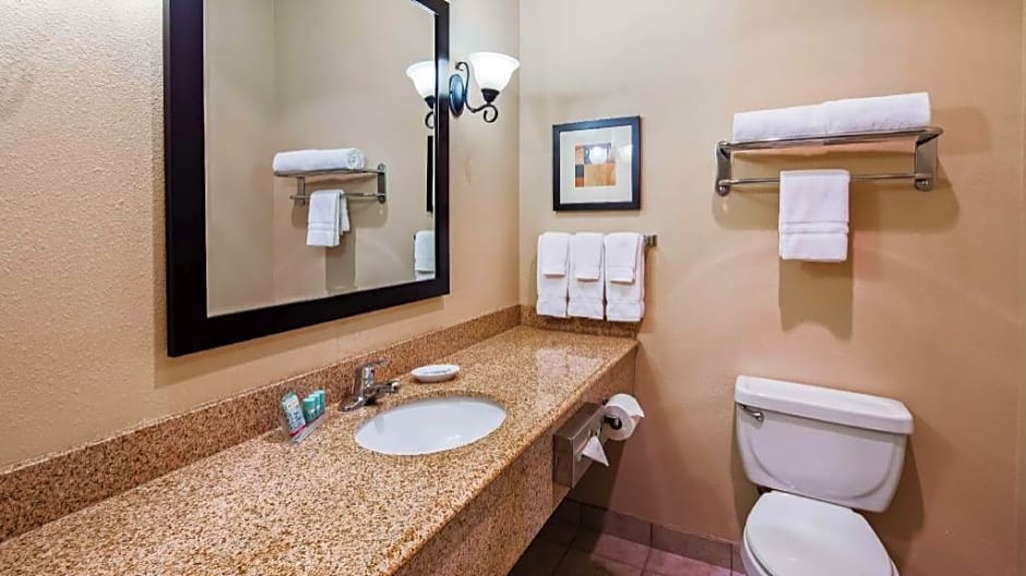 Best Western Franklin Town Center Hotel & Suites