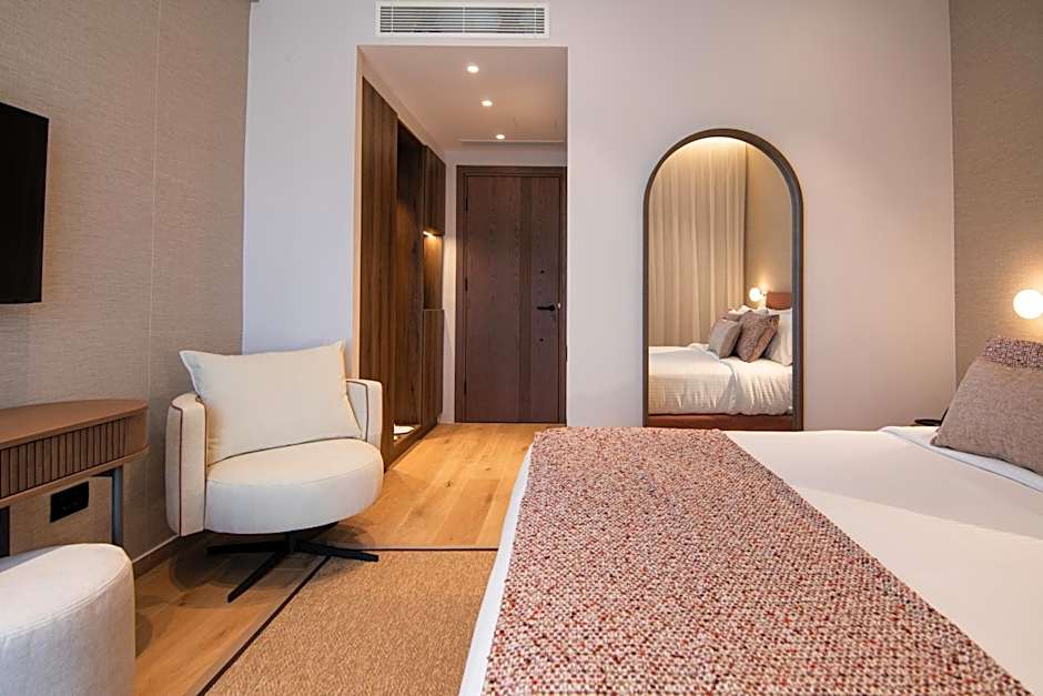 Hotel Delfinia