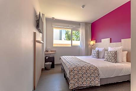 Standard Queen Room - Ground Floor/Non-Smoking