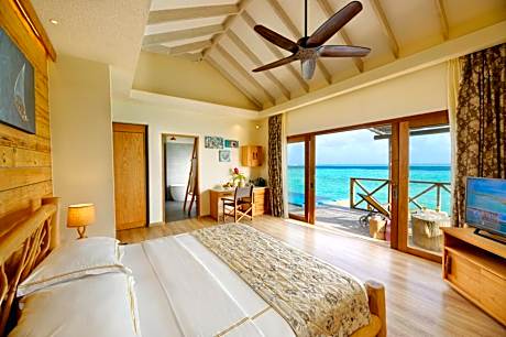 Aqua Suite with Slide