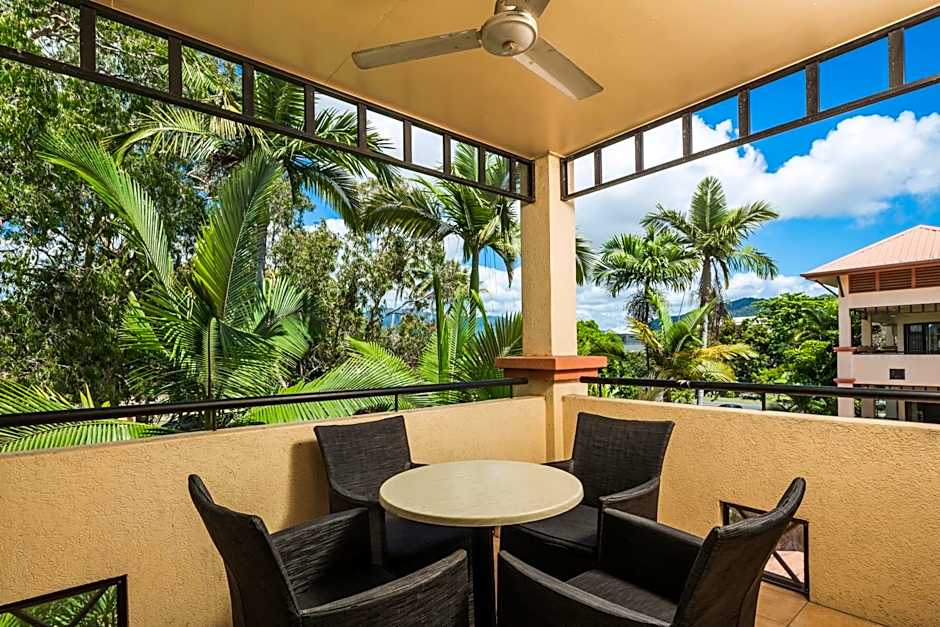 City Plaza Apartments